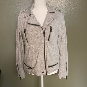 NWT: Women’s Chaser Jacket🌺